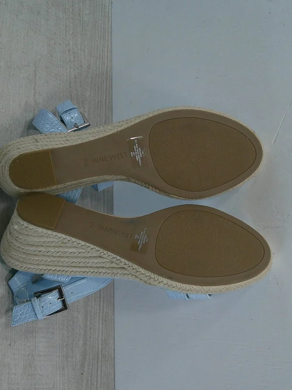Nine West Baby Blue Croc Embossed Patent Joie Espadrille Wedge Heel Size 11 M